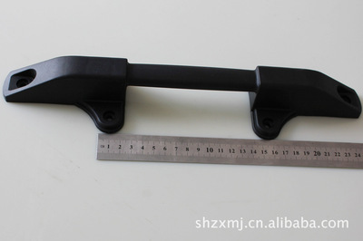 专业制造商解析 上海拉杆箱底脚的种类、选择与展欣模具的直供优势