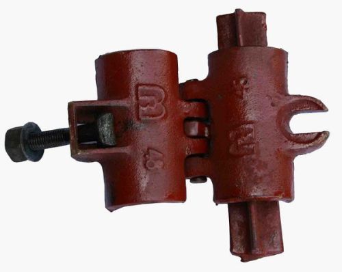 中国建筑扣件之乡与箱包配件模具产业的地理分布